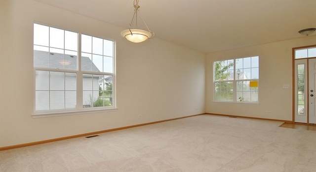 Photo of 223 W Caldwell Dr, Round Lake, IL 60073
