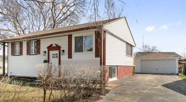 Photo of 753 Rogers Rd, Romeoville, IL 60446