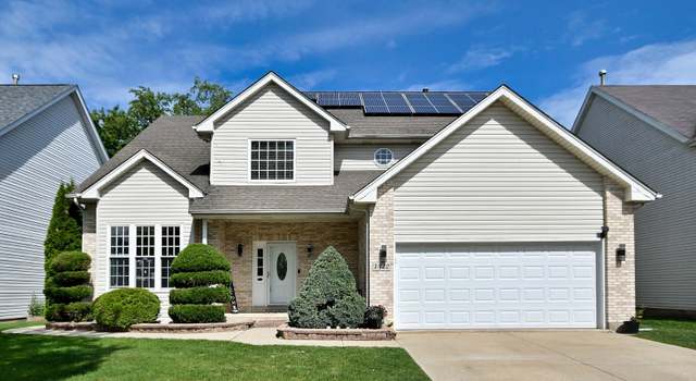 Photo of 1422 Deer Creek Ln, Lake In The Hills, IL 60156