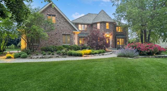Photo of 22902 W Lochanora Dr, Hawthorn Woods, IL 60047