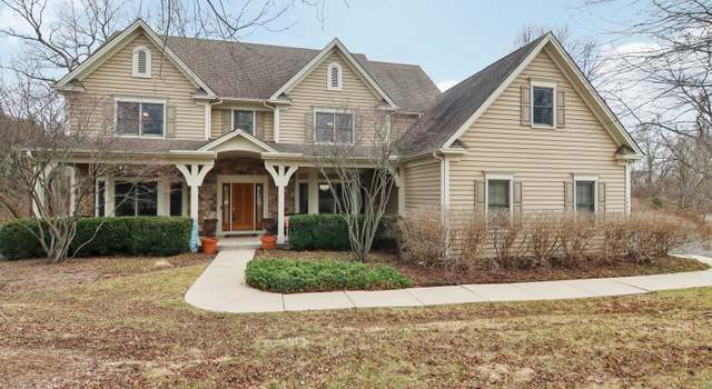 Photo of 1005 Bridle Ln, Cary, IL 60013