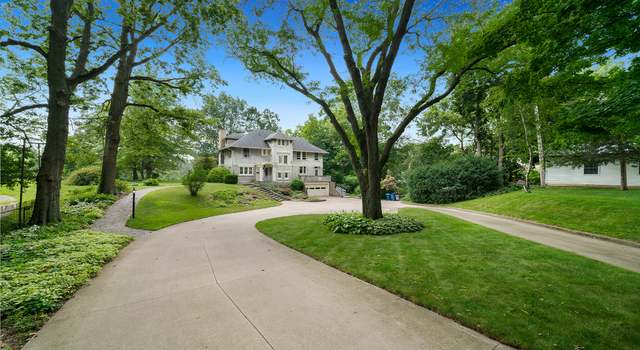 Photo of 706 E Fellows St, Dixon, IL 61021