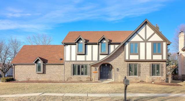 Photo of 1791 Rose Ct, Wheaton, IL 60189