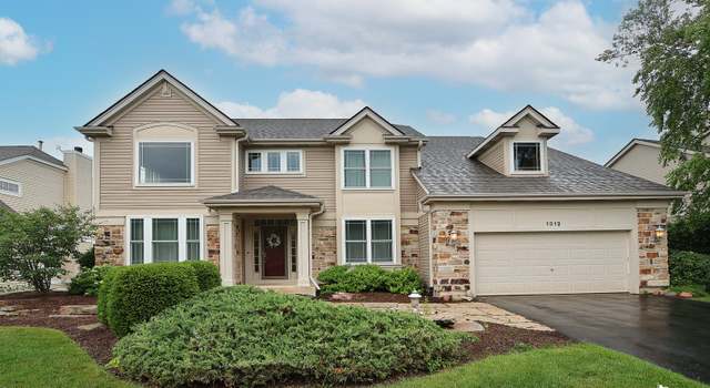 Photo of 1312 Mulberry Ln, Cary, IL 60013