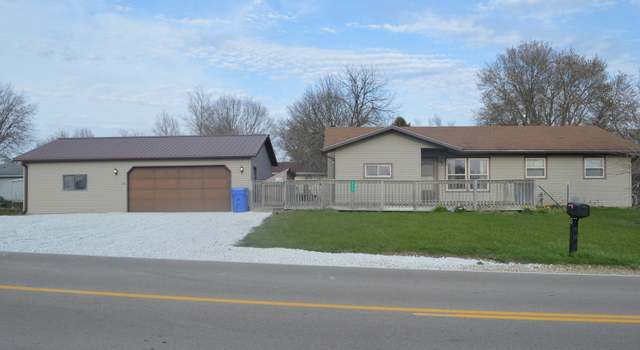 Photo of 711 S Wyanet Walnut Rd, Wyanet, IL 61379