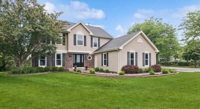 Photo of 1981 White Oak Dr, Algonquin, IL 60102