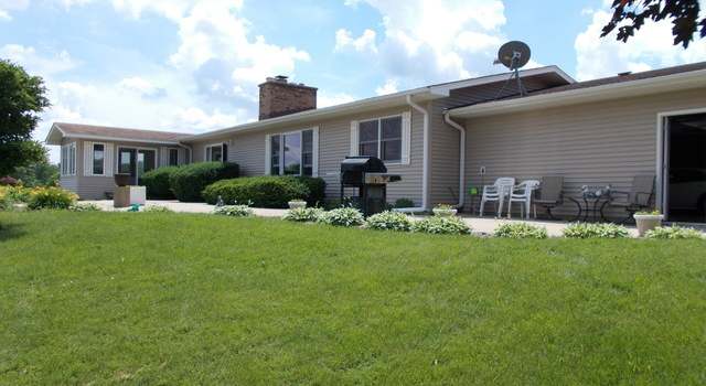 Photo of 416 N Ridge Rd N, Mchenry, IL 60050