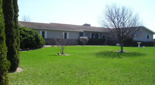 Photo of 416 N Ridge Rd N, Mchenry, IL 60050