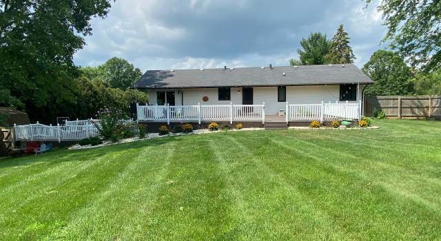 Photo of 2093 Beaver Springs Dr, Belvidere, IL 61008