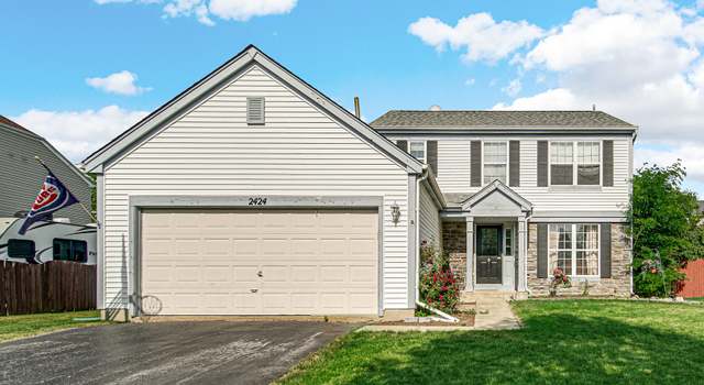 Photo of 2424 Meadowsedge Ln, Carpentersville, IL 60110