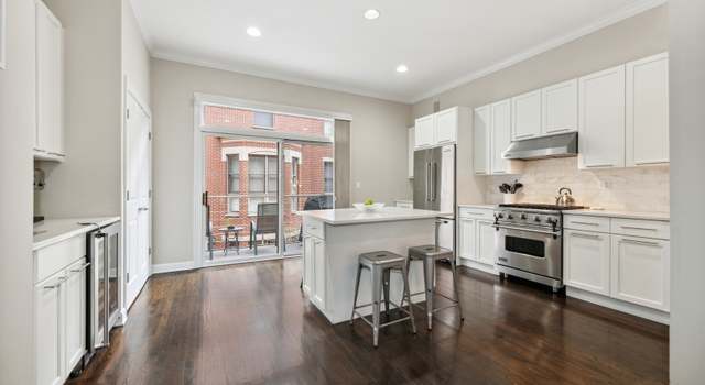 Photo of 1727 W Belmont Ave, Chicago, IL 60657