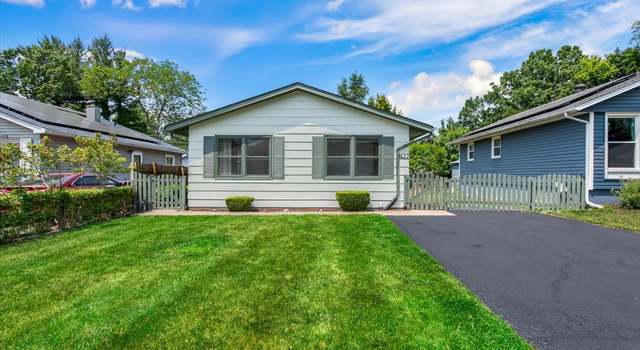 Photo of 1422 Ridgeway St, Round Lake Beach, IL 60073