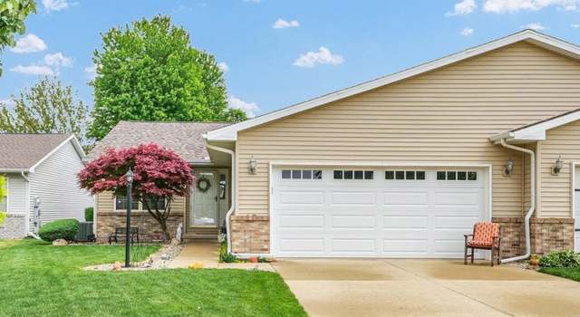 Photo of 704 B Phlox Dr, Savoy, IL 61874