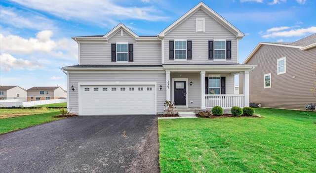 Photo of 468 Cloverlane Dr, Sycamore, IL 60178
