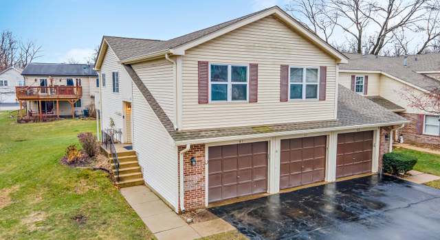 Photo of 61 Willow Cir, Cary, IL 60013