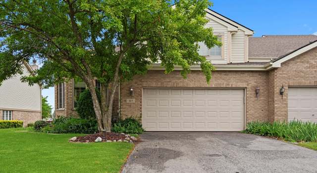 Property at property in Tinley Park, IL 60477, 6 beds, 3.5 baths