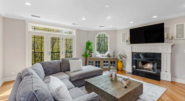 Photo of 846 W Buckingham Pl #3, Chicago, IL 60657