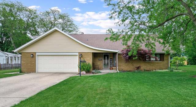 Photo of 156 S Western Ave, Aurora, IL 60506