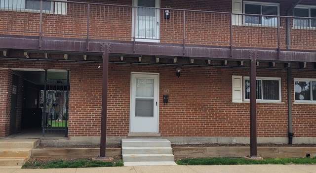 Photo of 1840 W Hatherleigh Ct Unit 2D, Mount Prospect, IL 60056