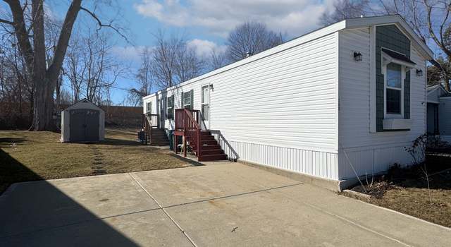 Photo of 38455 N Sheridan Rd #768, Beach Park, IL 60087
