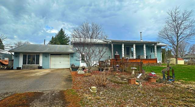 Photo of 612 S Main St, Long Point, IL 61333