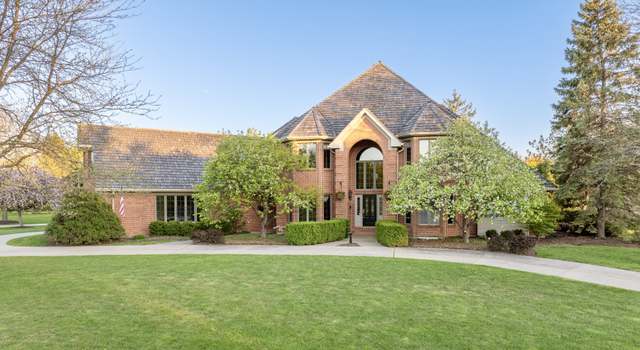 Photo of 1211 Highgate Ct, Libertyville, IL 60048