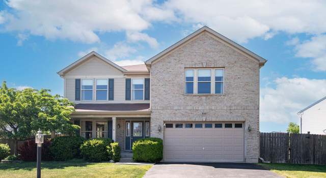 Photo of 910 Walnut Dr, Kirkland, IL 60146