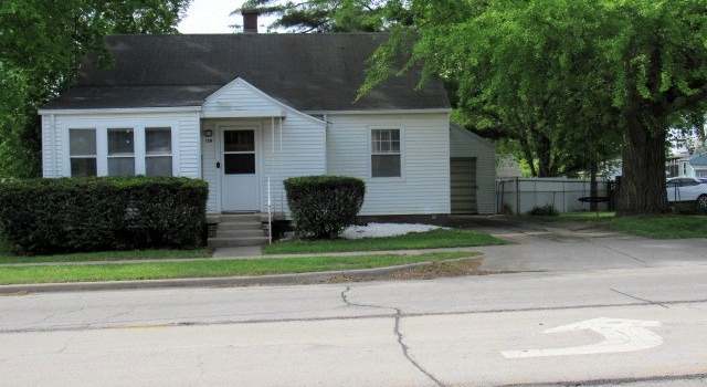 Photo of 120 E Van Buren St, Clinton, IL 61727
