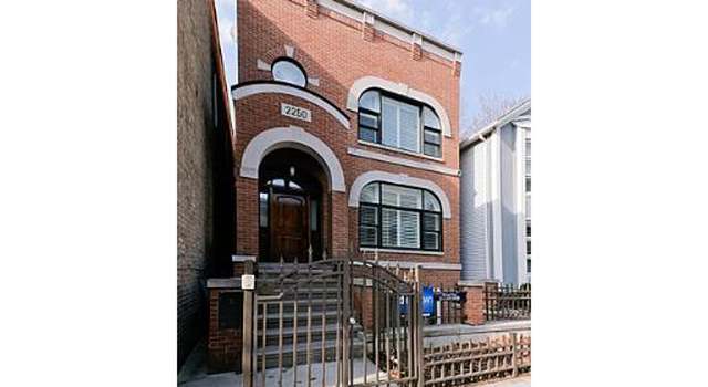 Photo of 2250 N Southport Ave, Chicago, IL 60614