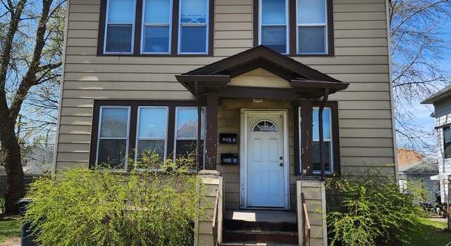 Photo of 806 S Jackson St, Waukegan, IL 60085
