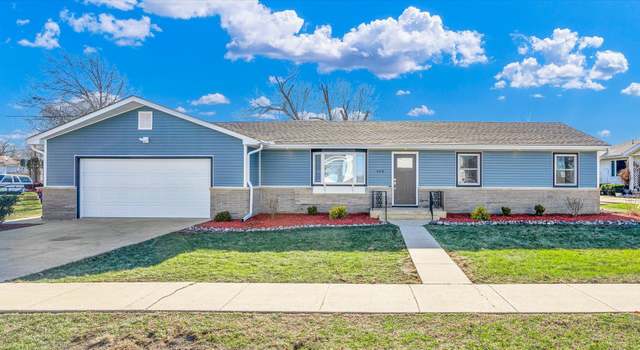 Photo of 454 W Garfield Ave, Cissna Park, IL 60924