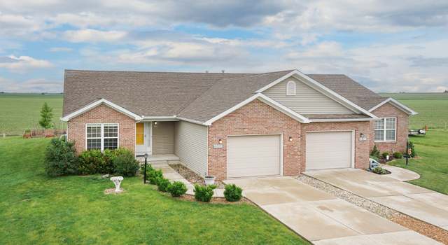 Photo of 118 W 10th Unit A St, Gridley, IL 61744
