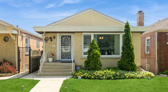 Photo of 9823 S Ingleside Ave, Chicago, IL 60628