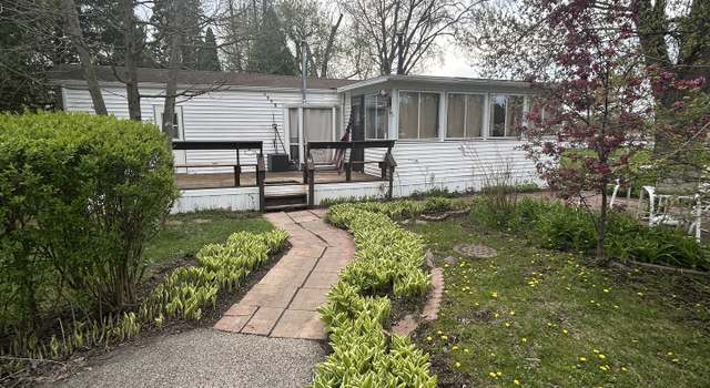 Photo of 1009 Bay Rd #7, Mchenry, IL 60051