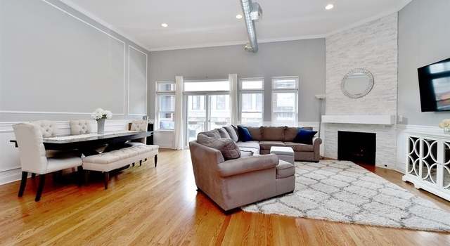 Photo of 3025 N Lincoln Ave #2, Chicago, IL 60657