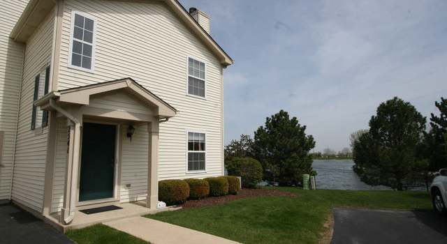 Photo of 2541 Dickens Dr #2541, Aurora, IL 60503