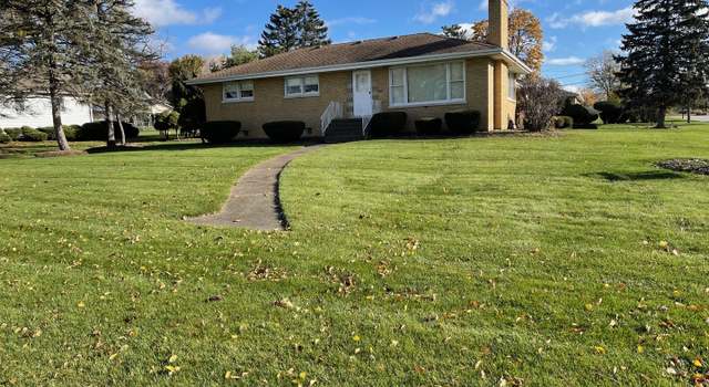 Photo of 6945 Golfview Dr, Countryside, IL 60525