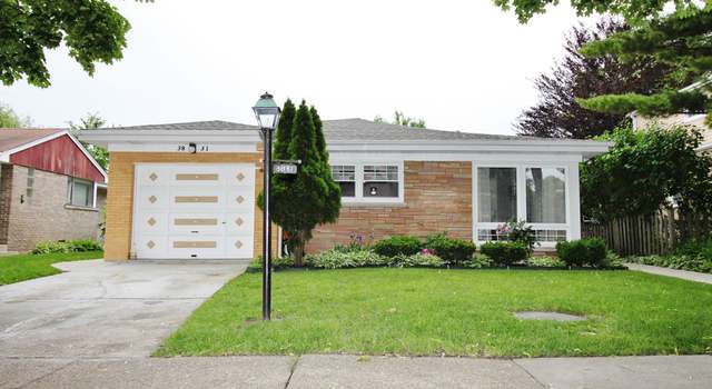 Photo of 3831 W Chase Ave, Lincolnwood, IL 60712