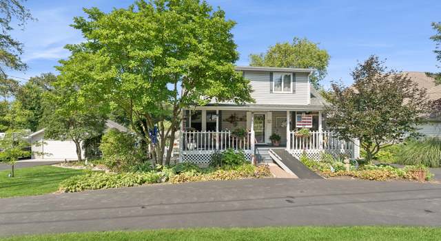 Property at 1036 S Smith St, Palatine, IL 60067, 5 beds, 3 baths