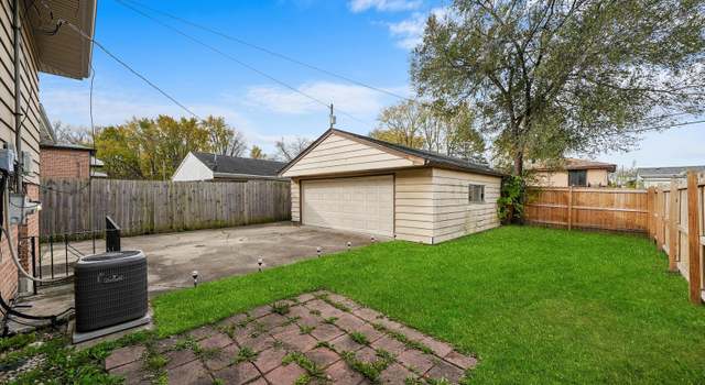 Photo of 14116 S Hoxie Ave, Burnham, IL 60633