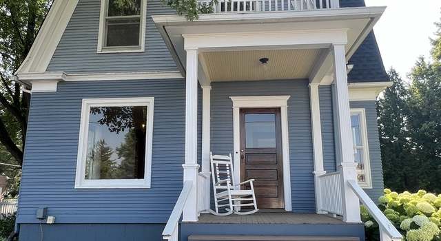 Photo of 134 E Winthrop St, Earlville, IL 60518
