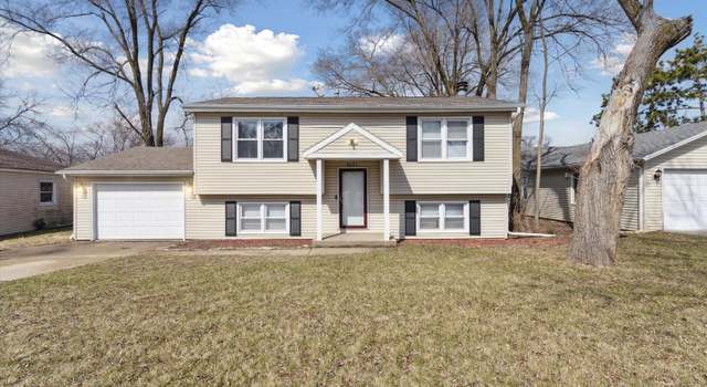Photo of 3121 Bavarian Ln, Rockford, IL 61109