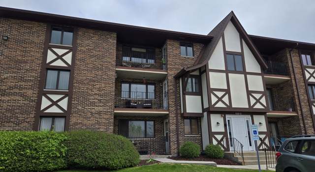 Photo of 10512 Ridge Cove Dr Unit 13C, Chicago Ridge, IL 60415