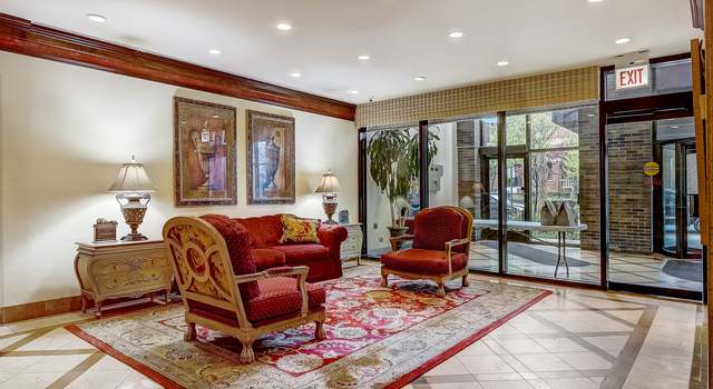Photo of 525 W Hawthorne Pl #2208, Chicago, IL 60657