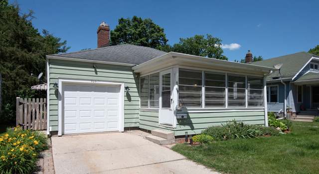 Photo of 929 N 12th St, Dekalb, IL 60115