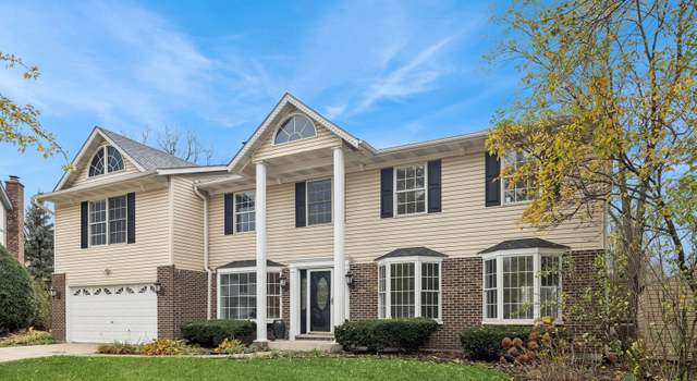 Photo of 1137 Barcroft Ct, Naperville, IL 60540