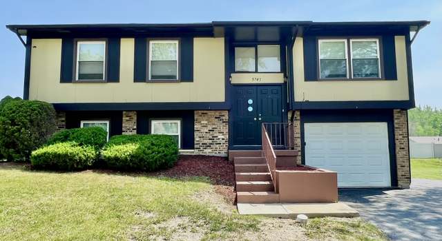 Photo of 5741 Allemong Dr, Matteson, IL 60443
