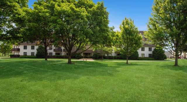 Photo of 12900 W Heiden Cir #4304, Lake Bluff, IL 60044