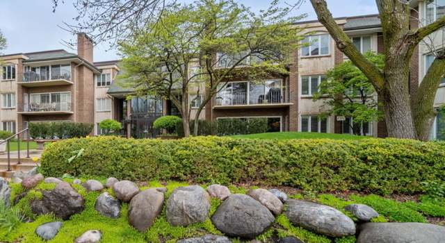 Photo of 3 Oak Brook Club Dr Unit E305, Oak Brook, IL 60523