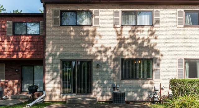 Photo of 404 Arrow Trl, Wheeling, IL 60090